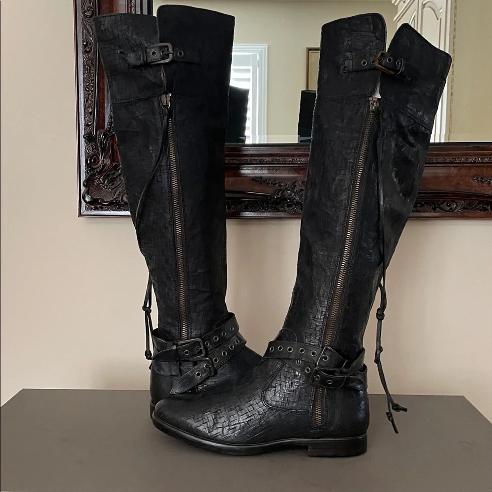 VINTAGE UGG Collection Tall NICOLETTA WEAVE leather over the knee boot 8 NIB